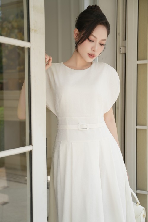Sixdo White Woven Flared Dress